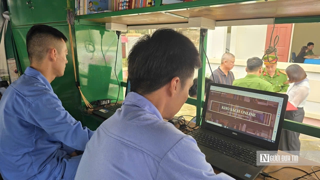 Đọc s&aacute;ch, trang bị kiến thức ph&aacute;p luật cho người lầm lỡ theo "n&agrave;ng ti&ecirc;n n&acirc;u"- Ảnh 5.