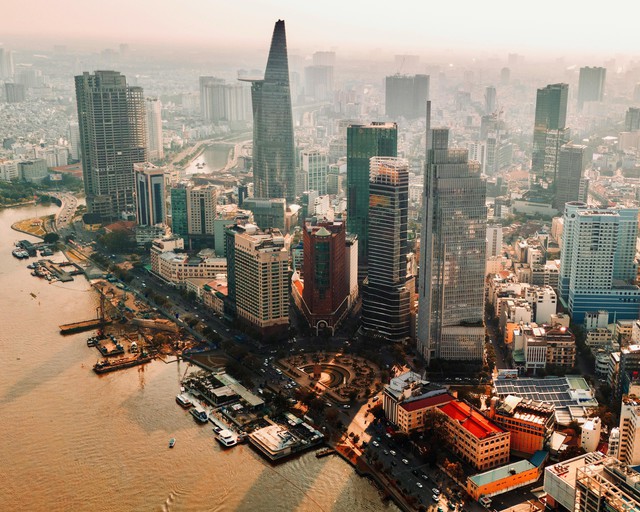 Bất động sản Tp.HCM &ldquo;hụt hơi&rdquo; đầu 2026, nguồn cung b&ugrave;ng nổ, người mua quay lưng v&igrave; l&atilde;i suất cao- Ảnh 3.