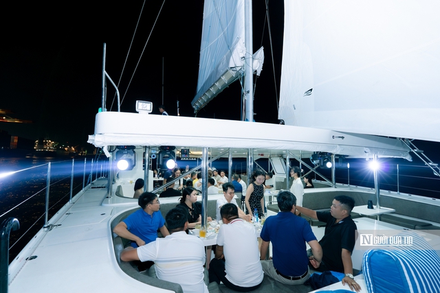 Tuần lễ khai mạc Năm Du lịch Quốc gia &ndash; Gia Lai 2026: Lượng kh&aacute;ch tăng vượt trội, ấn tượng đ&ecirc;m khai mạc ho&agrave;nh tr&aacute;ng - Ảnh 12.