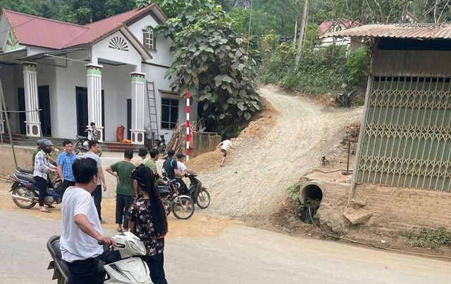 Tạm giữ người cha s&aacute;t hại con trai lớp 6, ch&ocirc;n thi thể tr&ecirc;n đồi quế g&acirc;y r&uacute;ng động- Ảnh 1.