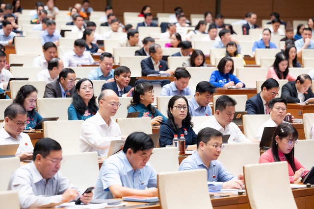 Gi&aacute; nh&agrave; gấp 30 lần thu nhập, ĐBQH đề nghị siết t&iacute;n dụng bất động sản đầu cơ- Ảnh 2.