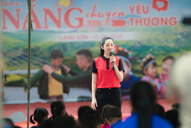 Khoảnh khắc đặc biệt trong h&agrave;nh tr&igrave;nh nghệ thuật của ca sĩ Bảo Anh - Ảnh 2.