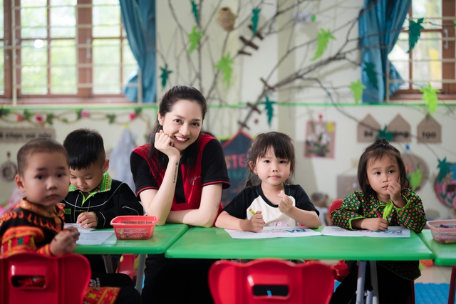 Khoảnh khắc đặc biệt trong h&agrave;nh tr&igrave;nh nghệ thuật của ca sĩ Bảo Anh - Ảnh 3.