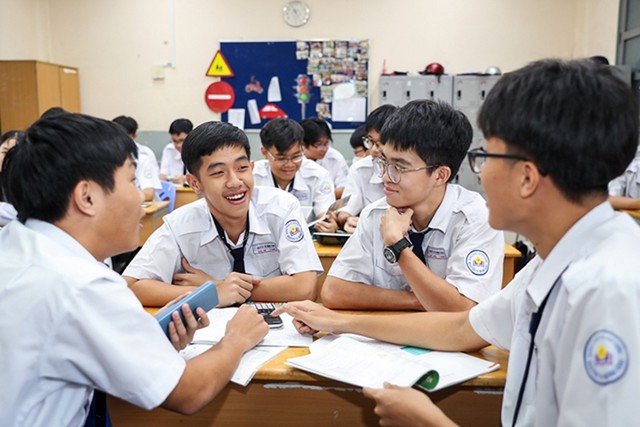 Tp.HCM mở cổng đăng k&yacute; lớp 10 từ 22/4, th&iacute; sinh cần lưu &yacute; giờ kh&oacute;a hệ thống - Ảnh 1.
