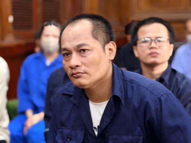 Chủ mưu vụ &ldquo;ph&ugrave; ph&eacute;p&rdquo; 500 xe gian bị tuy&ecirc;n phạt 19 năm t&ugrave; - Ảnh 3.