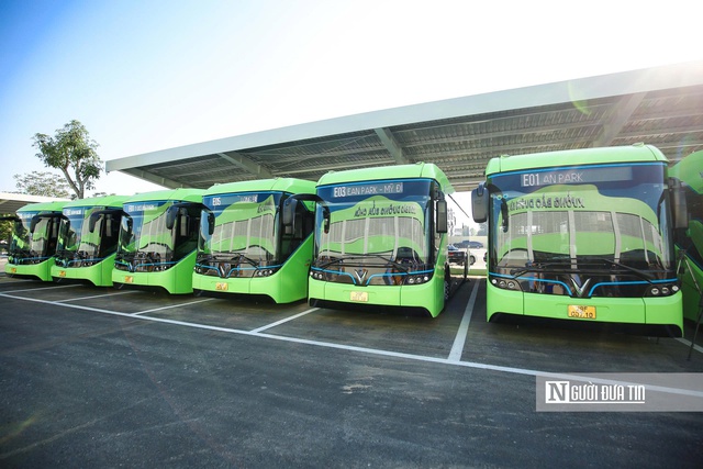 Gần một nửa số xe bu&yacute;t H&agrave; Nội sẽ &ldquo;xanh ho&aacute;&rdquo; v&agrave;o cuối 2026- Ảnh 1.