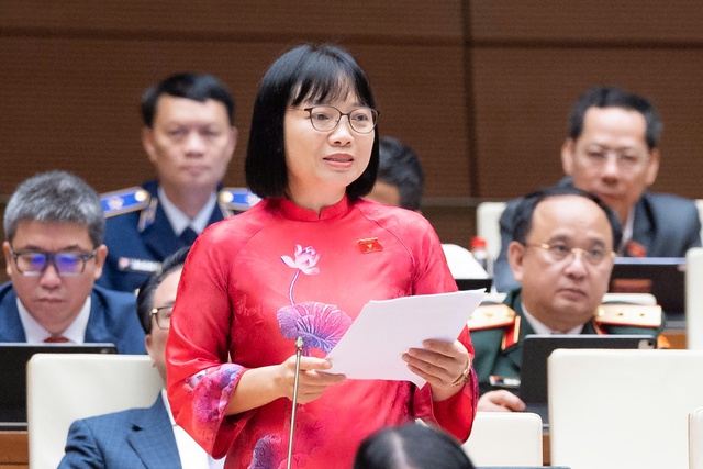 Đề xuất doanh nghiệp sản xuất xe điện phải thu hồi, t&aacute;i chế pin đ&atilde; qua sử dụng - Ảnh 2.