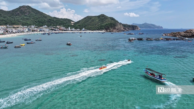 M&ugrave;a du lịch biển Quy Nhơn với nhiều trải nghiệm hấp dẫn- Ảnh 2.