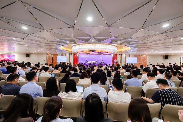 Chủ tịch TPBank: "Tiền liền với ruột", t&agrave;i sản qu&yacute; nhất l&agrave; niềm tin kh&aacute;ch h&agrave;ng - Ảnh 2.