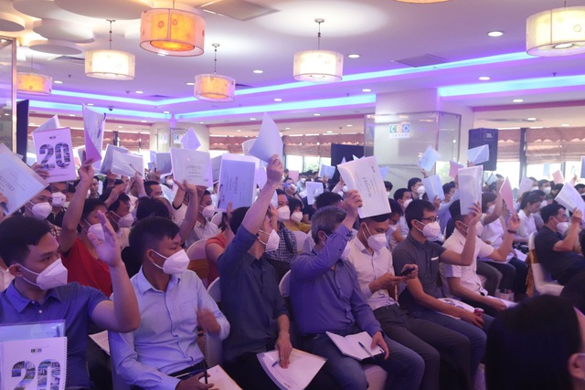 Chủ tịch CEO Group: Cổ đ&ocirc;ng &ldquo;đầu tư nhưng kh&ocirc;ng đồng h&agrave;nh&rdquo;, c&ocirc;ng ty trả gi&aacute; bằng thời gian v&agrave; tiền tỷ - Ảnh 1.