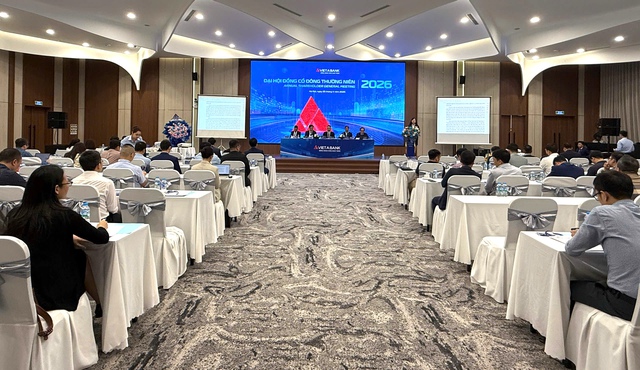 ĐHĐCĐ VietABank: Tăng vốn hơn 55%, tự tin vượt mốc lợi nhuận 2.000 tỷ đồng - Ảnh 2.