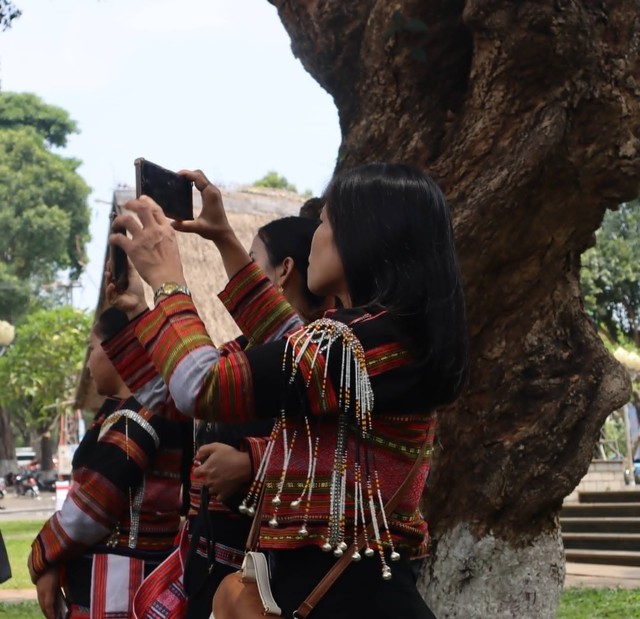 Ng&agrave;y nghỉ đi chơi...- Ảnh 3.