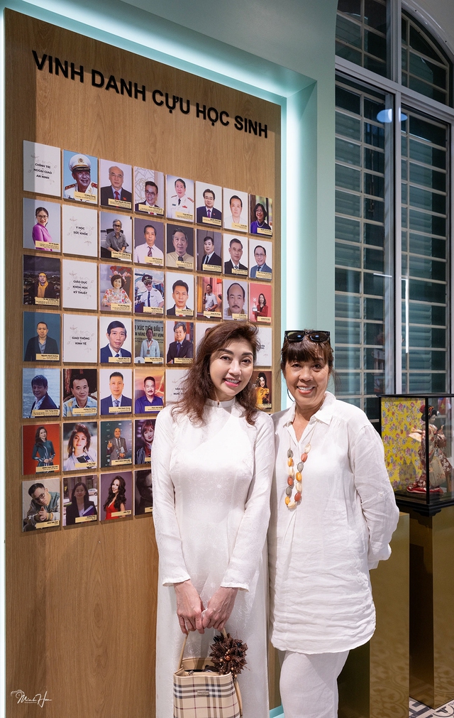 "Mỹ nh&acirc;n h&agrave;ng đầu những năm 90", cuộc sống b&igrave;nh dị sau 37 năm đăng quang Hoa hậu - Ảnh 8.