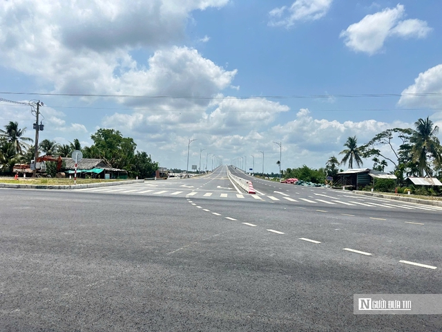 Chạy nước r&uacute;t thi c&ocirc;ng cầu Đại Ng&atilde;i kịp lễ 30/4 - Ảnh 5.