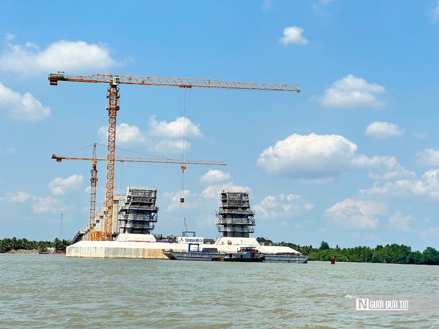 Chạy nước r&uacute;t thi c&ocirc;ng cầu Đại Ng&atilde;i kịp lễ 30/4 - Ảnh 9.