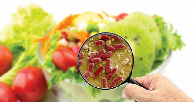 Bộ Y tế y&ecirc;u cầu điều tra vụ hơn 40 học sinh nghi ngộ độc thực phẩm ở C&agrave; Mau- Ảnh 1.