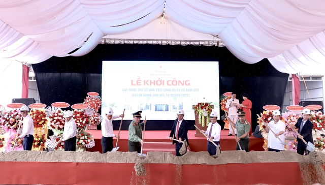 Khởi c&ocirc;ng trụ sở C&ocirc;ng an 3 x&atilde; bi&ecirc;n giới L&acirc;m Đồng: &ldquo;L&aacute; chắn&rdquo; an ninh nơi địa b&agrave;n chiến lược - Ảnh 4.