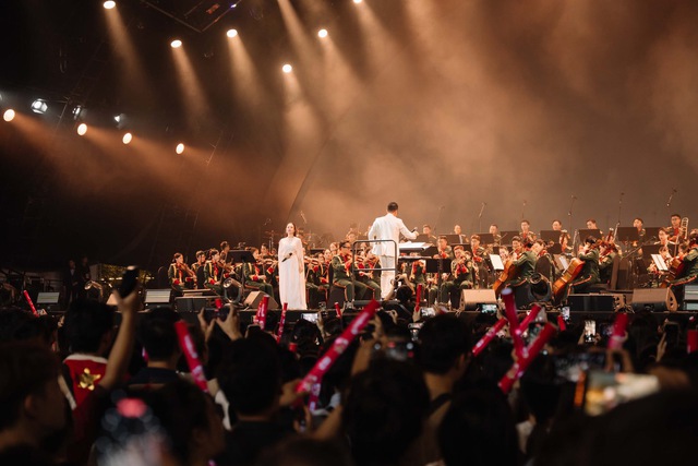 Giữ &ldquo;l&otilde;i&rdquo; lịch sử trong d&ograve;ng chảy c&ocirc;ng nghiệp văn h&oacute;a - Ảnh 1.