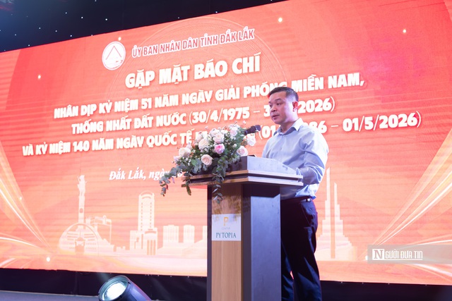 Chủ tịch UBND tỉnh Đắk Lắk: Cam kết tạo mọi điều kiện cho b&aacute;o ch&iacute; t&aacute;c nghiệp v&igrave; m&ocirc;i trường th&ocirc;ng tin minh bạch, tin cậy- Ảnh 2.