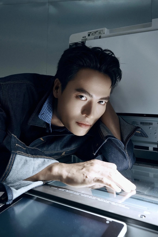 C&uacute; "l&ecirc;n đời" đ&aacute;ng gi&aacute; sau 10 năm của người đ&agrave;n &ocirc;ng đang "phủ s&oacute;ng" rạp Việt - Ảnh 7.