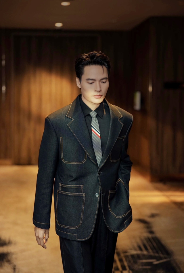 C&uacute; "l&ecirc;n đời" đ&aacute;ng gi&aacute; sau 10 năm của người đ&agrave;n &ocirc;ng đang "phủ s&oacute;ng" rạp Việt - Ảnh 9.