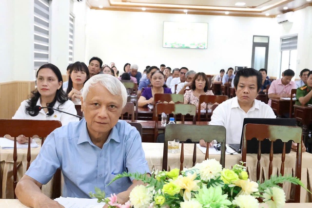 Hơn 400 người d&acirc;n tham gia phổ biến ph&aacute;p luật tại Quảng Ng&atilde;i - Ảnh 2.
