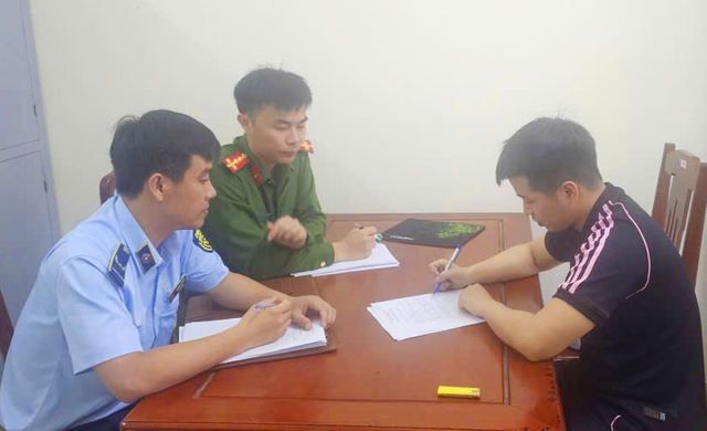 "Chặt ch&eacute;m" 200.000 đồng/v&eacute; xe bị phạt tới 15 triệu đồng, Sầm Sơn quyết lấy lại niềm tin với du kh&aacute;ch- Ảnh 2.