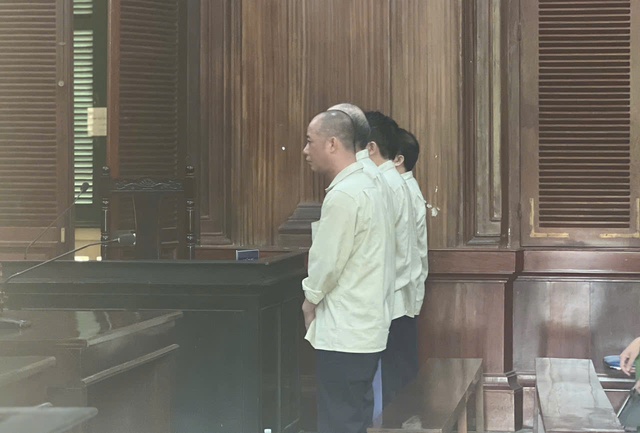 H&agrave;ng triệu hộp sữa được nhập lậu nhờ &ldquo;b&ocirc;i trơn&rdquo; hồ sơ - Ảnh 1.