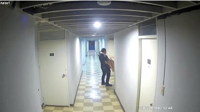 Nữ diễn vi&ecirc;n bị nh&acirc;n vi&ecirc;n cứu hộ x&acirc;m hại trong l&uacute;c đang bất tỉnh - Ảnh 1.