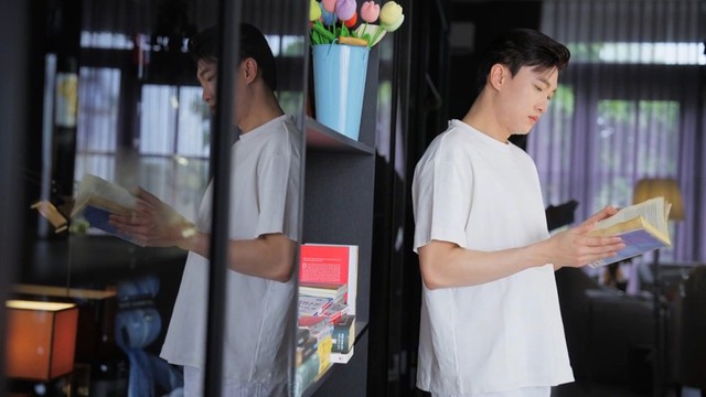 Nam diễn vi&ecirc;n U40 độc th&acirc;n, đẹp trai, gi&agrave;u c&oacute;: Chọn c&aacute;ch nh&igrave;n nhẹ nh&agrave;ng hơn về cuộc đời - Ảnh 3.