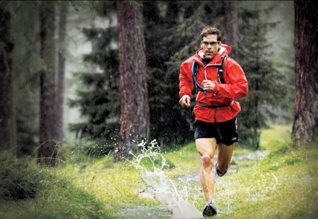 Dị nh&acirc;n chạy 50 marathon trong 50 ng&agrave;y li&ecirc;n tiếp, b&iacute; ẩn khoa học chưa thể giải m&atilde; - Ảnh 2.