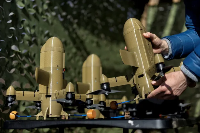 Ukraine khoe ph&ograve;ng kh&ocirc;ng ng&agrave;y c&agrave;ng hiệu quả: Tỉ lệ đ&aacute;nh chặn t&ecirc;n lửa v&agrave; drone đạt gần 90%- Ảnh 1.