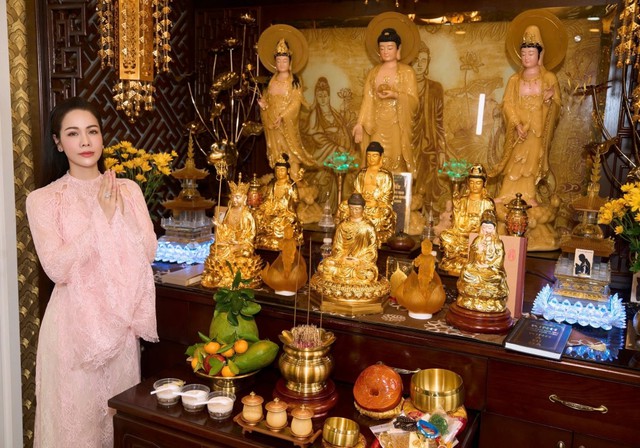 "Mẹ đơn th&acirc;n gi&agrave;u bậc nhất showbiz Việt": Tận hưởng cuộc sống b&igrave;nh y&ecirc;n, vi&ecirc;n m&atilde;n b&ecirc;n c&aacute;c con trong căn biệt thự rộng 200m2 - Ảnh 7.