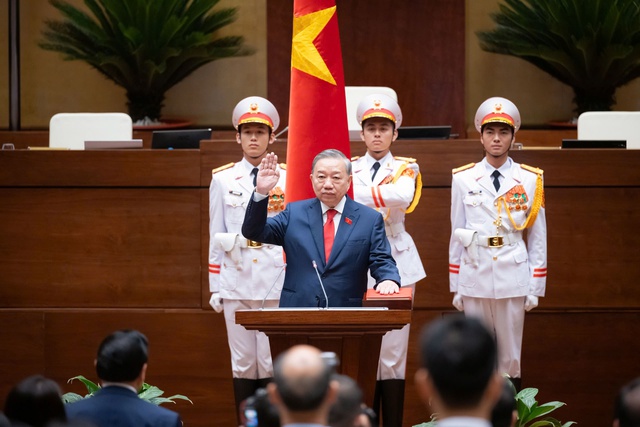 Kiện to&agrave;n l&atilde;nh đạo cấp cao l&agrave; dấu mốc đặc biệt, kết tinh niềm tin v&agrave; kh&aacute;t vọng- Ảnh 2.