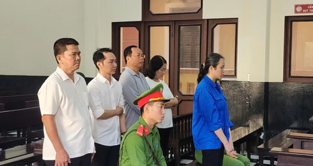 Nữ kế to&aacute;n d&ugrave;ng thủ đoạn g&igrave; khiến d&agrave;n l&atilde;nh đạo "ng&atilde; ngựa"?- Ảnh 1.