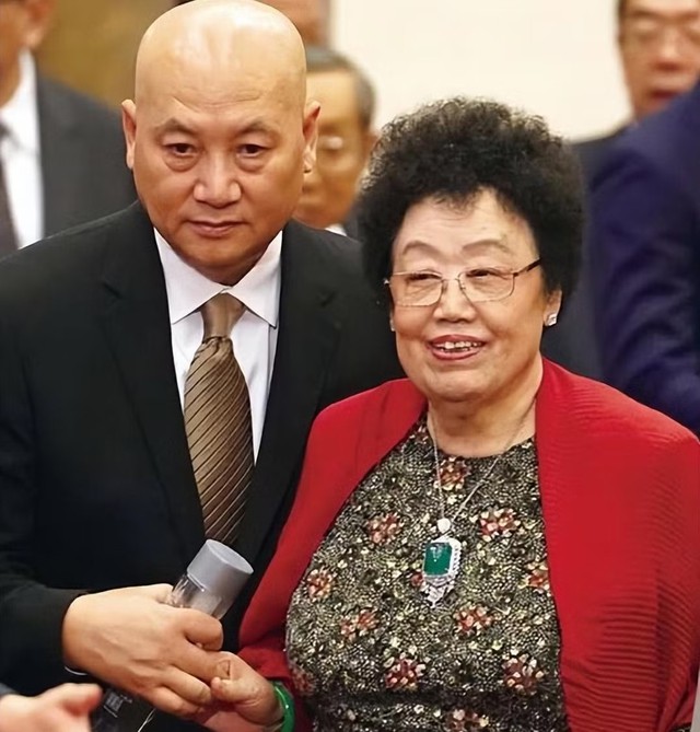 "Nữ vương bất động sản" - vợ của "Đường Tăng" Tr&igrave; Trọng Thụy qua đời - Ảnh 3.