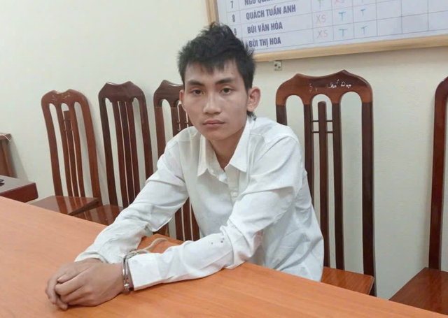 Tạm giữ "tổ l&aacute;i" vi phạm nồng độ cồn, l&aacute;i xe t&ocirc;ng CSGT g&atilde;y ch&acirc;n- Ảnh 1.