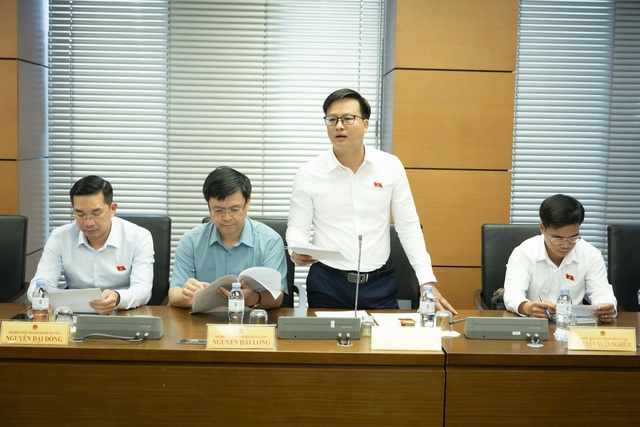 ĐBQH: Dự &aacute;n chỉ cần chậm 1 năm l&agrave; mất h&agrave;ng tỷ USD, l&atilde;ng ph&iacute; v&ocirc; c&ugrave;ng lớn- Ảnh 2.