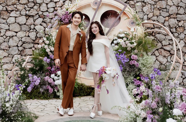 Hôn nhân ngọt ngào bình yên của "trai đẹp showbiz" bên "mỹ nhân VFC" - Ảnh 2.