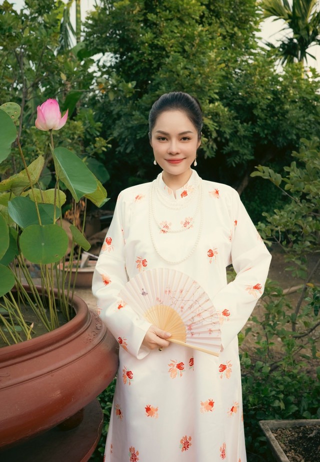 Nữ diễn vi&ecirc;n Dương Cẩm Lynh t&aacute;i xuất m&agrave;n ảnh sau biến cố - Ảnh 1.
