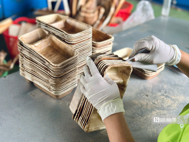 Biến “rác vườn” thành sản phẩm xuất ngoại, người dân Quảng Ngãi kiếm tiền triệu từ mo cau- Ảnh 8. Biến “rác vườn” thành sản phẩm xuất ngoại, người dân Quảng Ngãi kiếm tiền triệu từ mo cau- Ảnh 8.