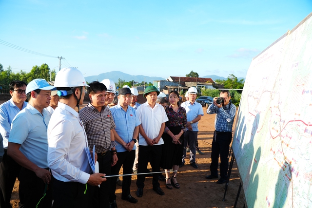 Gia Lai "cầm tay chỉ việc" tới từng x&atilde; để đạt mục ti&ecirc;u tăng trưởng 2 con số - Ảnh 4.