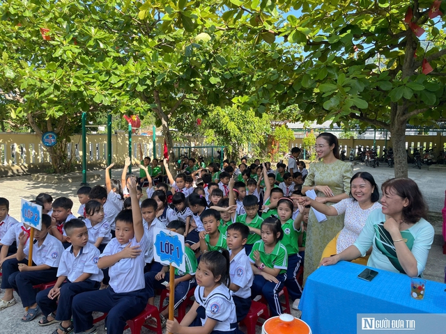 Đưa pháp luật học đường đến học sinh xã đảo ở Đà Nẵng- Ảnh 3. Đưa pháp luật học đường đến học sinh xã đảo ở Đà Nẵng- Ảnh 3.