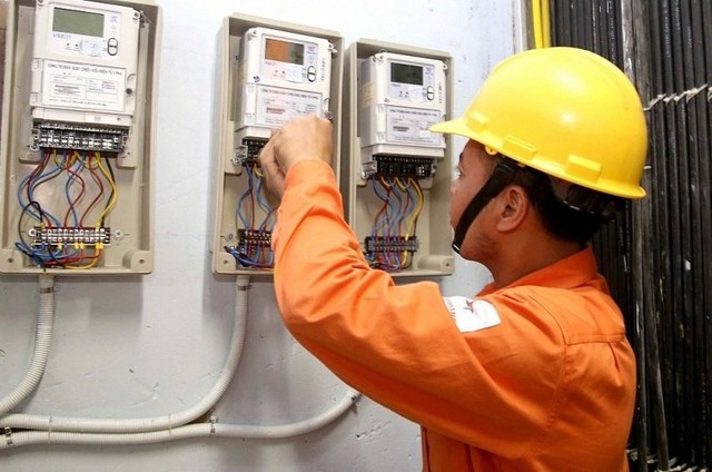 Chủ trọ thu tiền điện kiểu &ldquo;chặt ch&eacute;m&rdquo; c&oacute; thể bị phạt tới 30 triệu đồng- Ảnh 1.