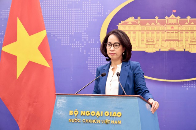 Cảnh gi&aacute;c trước lời mời ch&agrave;o ra nước ngo&agrave;i "việc nhẹ lương cao"- Ảnh 1.