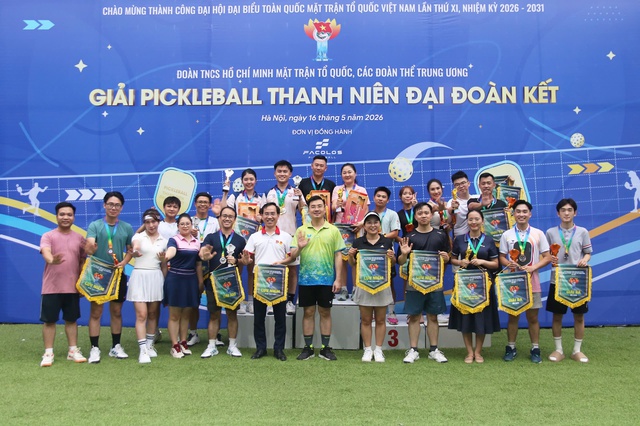 Đoàn Thanh niên Hội Luật gia Việt Nam dẫn đầu thành tích tại Giải Pickleball Thanh niên “Đại đoàn kết”- Ảnh 5. Đoàn Thanh niên Hội Luật gia Việt Nam dẫn đầu thành tích tại Giải Pickleball Thanh niên “Đại đoàn kết”- Ảnh 5.