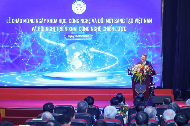 Thủ tướng: Khoa học công nghệ cần chuyển tư duy "làm cho có" sang "thực chất" - Ảnh 2.