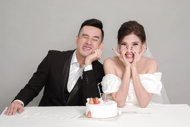 "Cặp đ&ocirc;i đẹp nhất nh&igrave; m&agrave;n ảnh Việt" th&ocirc;ng b&aacute;o tin vui bất ngờ - Ảnh 4.