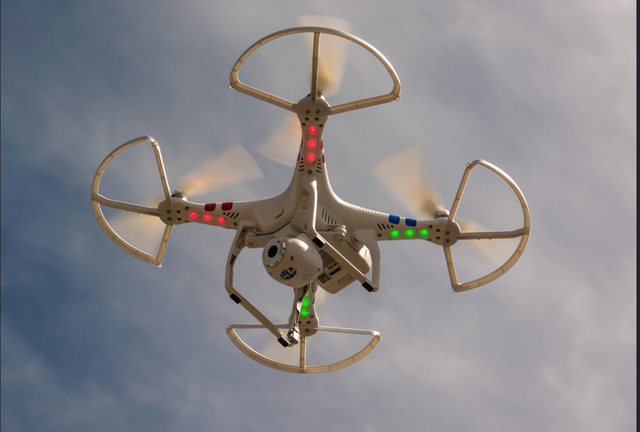 Drone bay tr&ecirc;n đầu học sinh để bắt quay c&oacute;p: Kỳ thi căng nhất thế giới ở Trung Quốc - Ảnh 2.