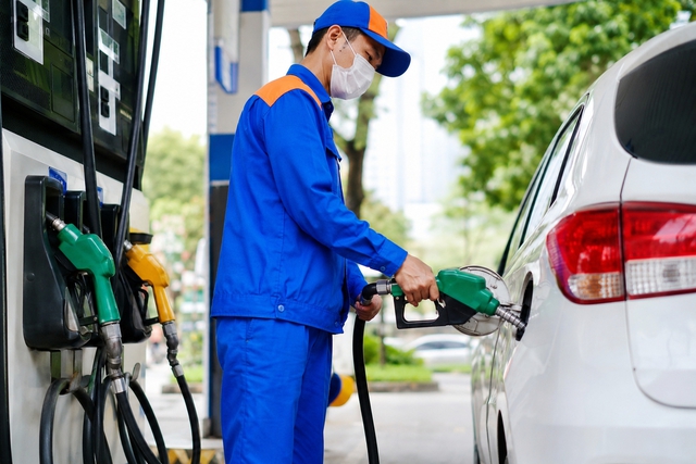 Từ 1/6, cửa hàng xăng dầu không chuyển sang E10 có thể bị xử lý - Ảnh 1.